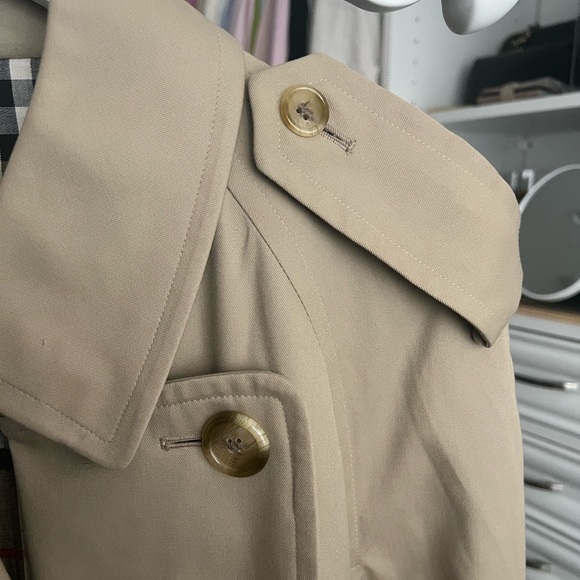 Burberry Trench Coat - Picture 4 of 11